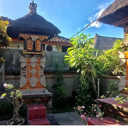 Kubu Verra Seminyak Kuta  Exterior photo